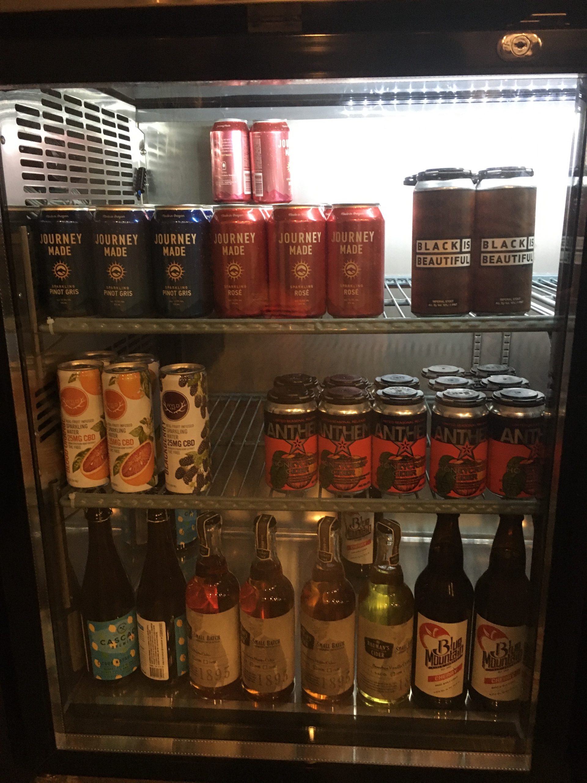 https://www.raindroptaphouse.com/wp-content/uploads/2020/12/Beer-Cans-and-Bottles-Beaverton-Oregon-2-scaled.jpg